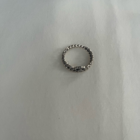 Pandora Princess Tiara Crown Ring - Picture 4 of 4